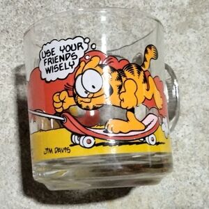Garfield Glass Mug with Skateboard Design